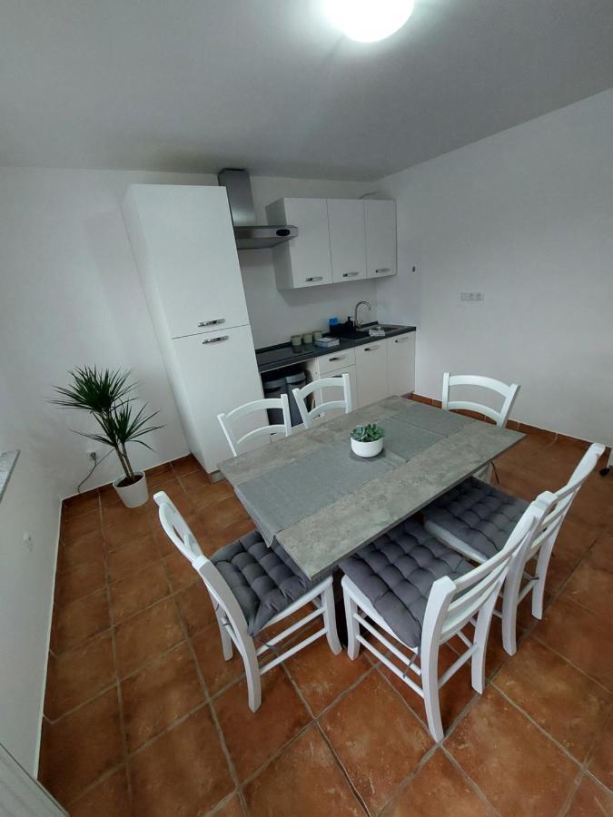 Apartma Sandi Sentilj Exterior foto
